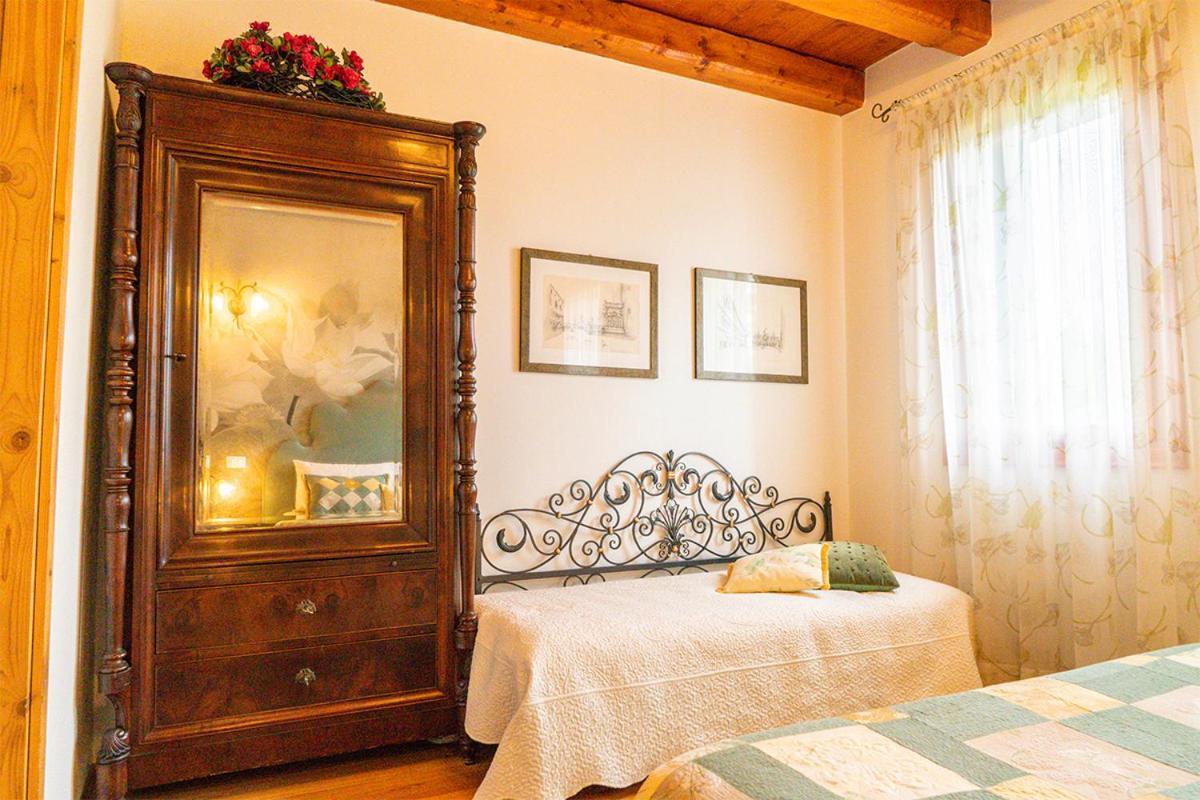 Al Vecchio Fienile Bed and Breakfast San Michele al Tagliamento Exteriör bild