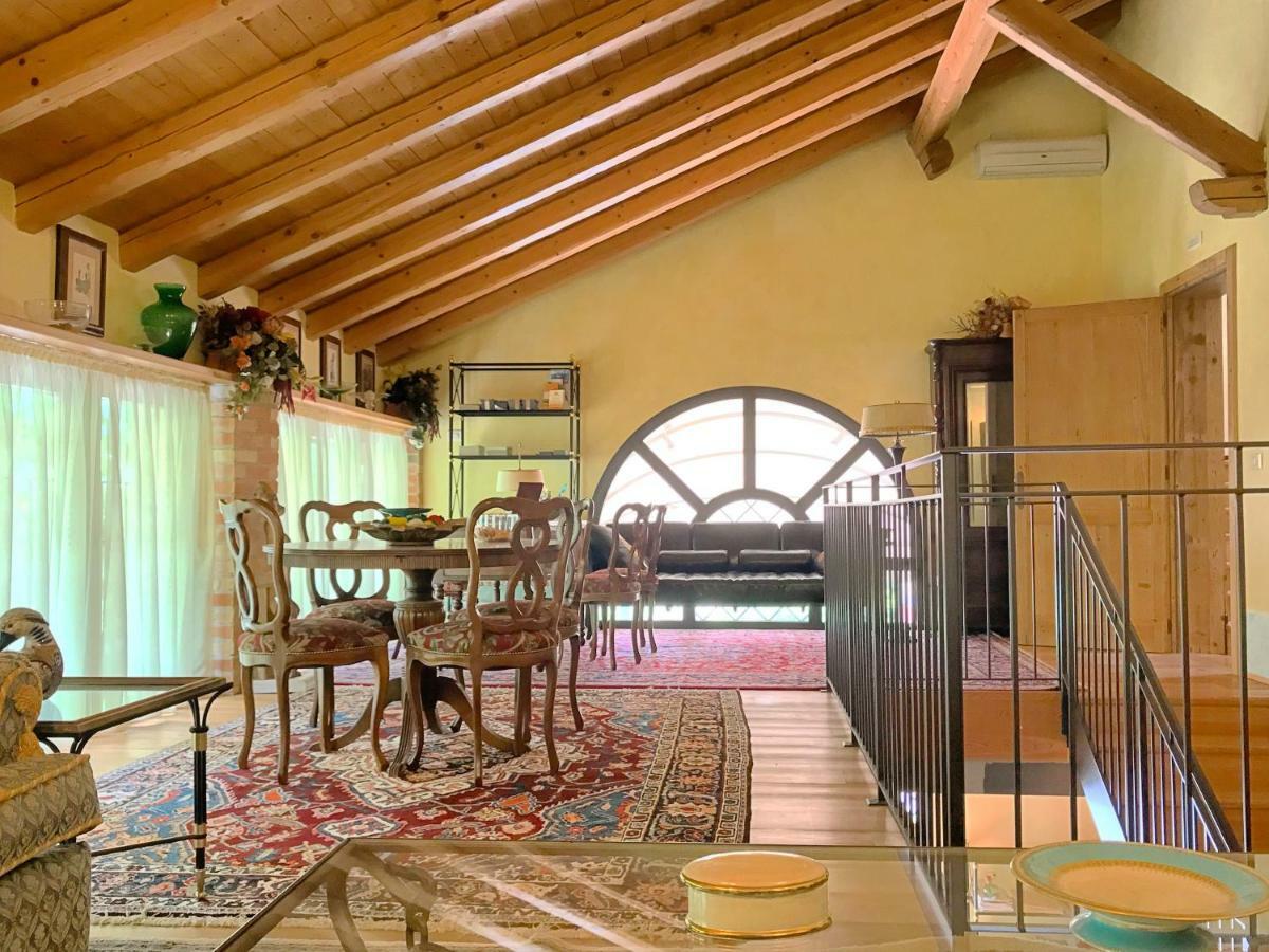 Al Vecchio Fienile Bed and Breakfast San Michele al Tagliamento Exteriör bild