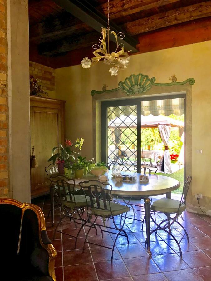 Al Vecchio Fienile Bed and Breakfast San Michele al Tagliamento Exteriör bild